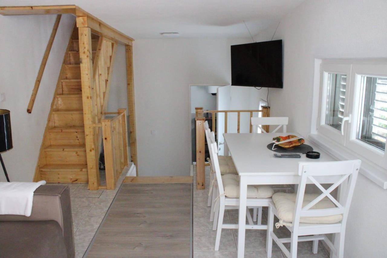 Zefir Apartments Премантура Екстер'єр фото