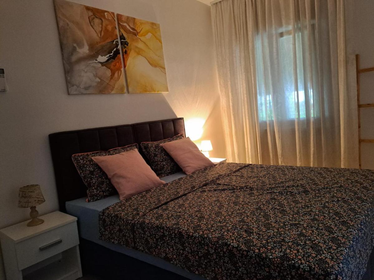 Zefir Apartments Премантура Екстер'єр фото