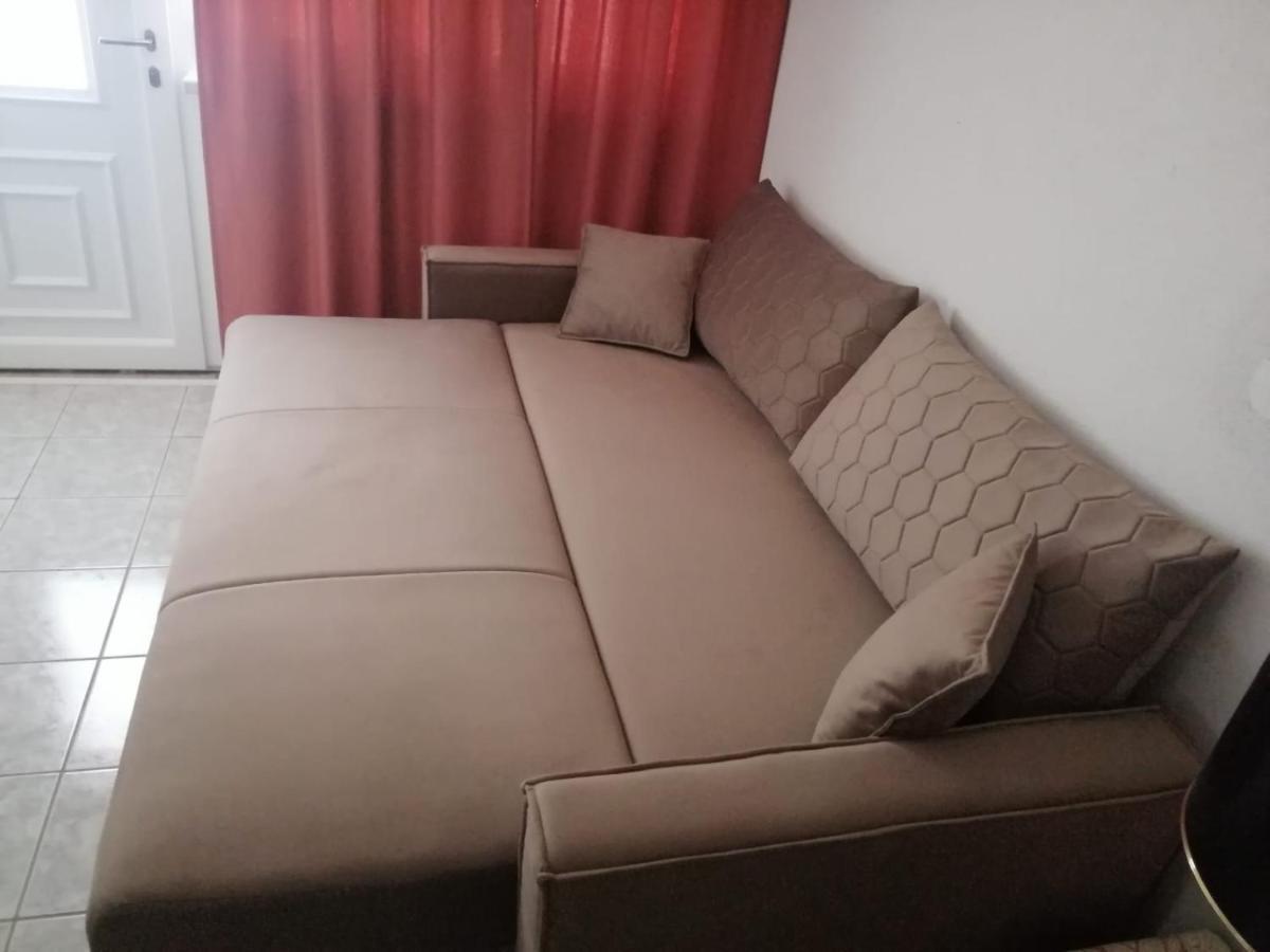 Zefir Apartments Премантура Екстер'єр фото